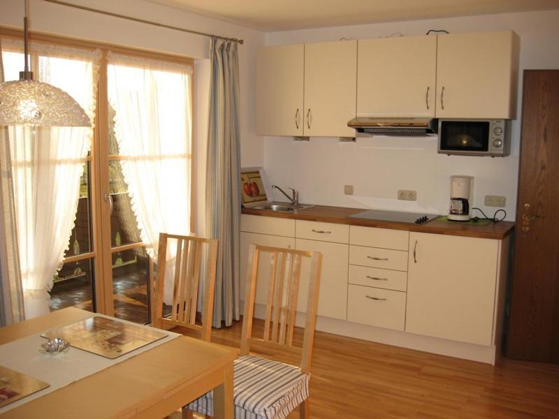 Ferienwohnung Edmeier 베르나우암히엠지 외부 사진